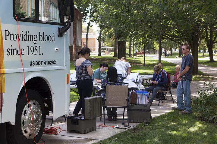 WEB_The blood drive bus 