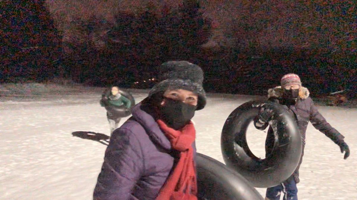 Honors Program takes tubing trip&nbsp;