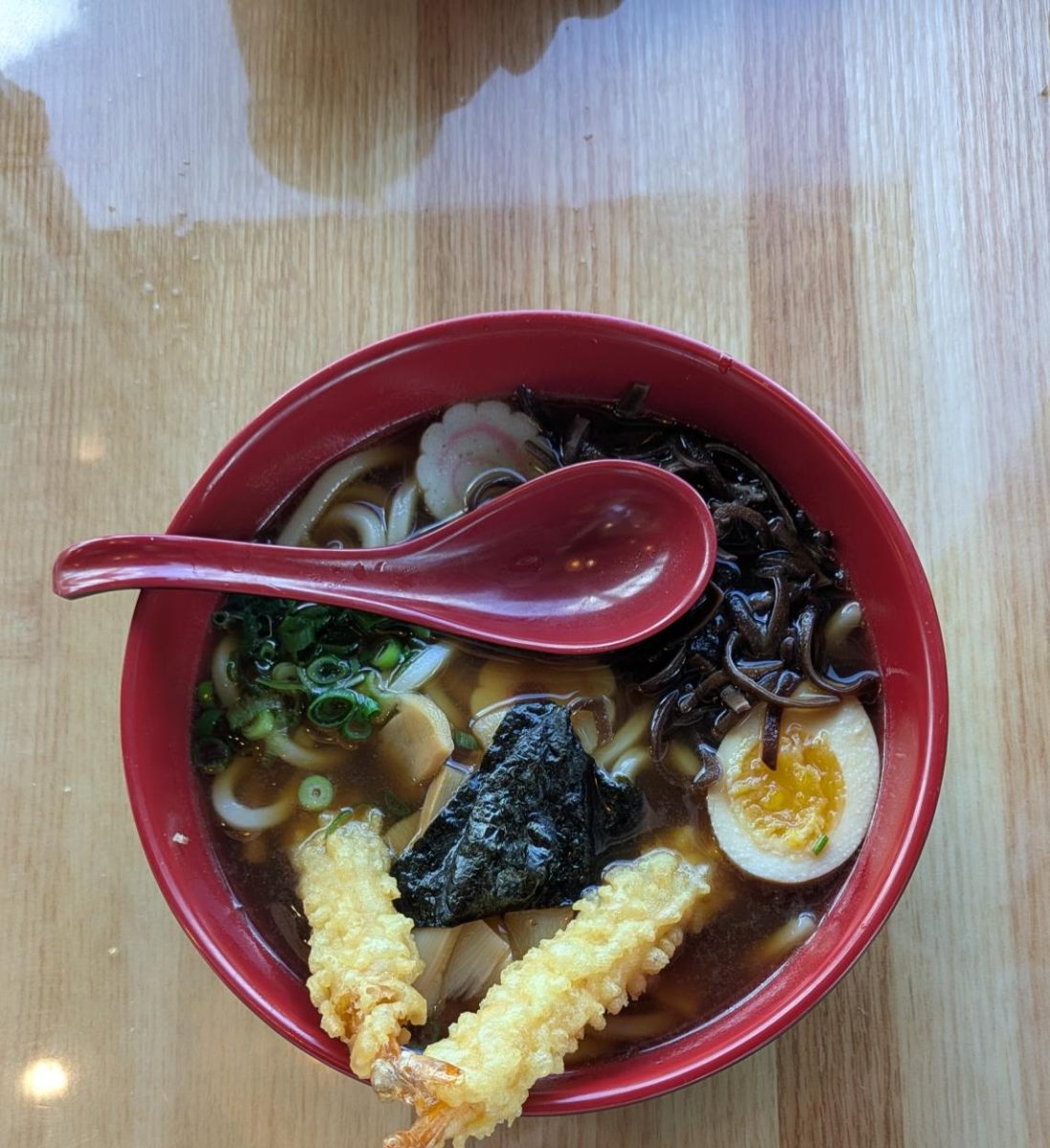 Photos // Ashley Bergeron
AESTHETICALLY PLEASING AND DELICIOUS. The Dragon Gogi Bowl and Shrimp Tempura Udon were fresh and photograph ready. 

